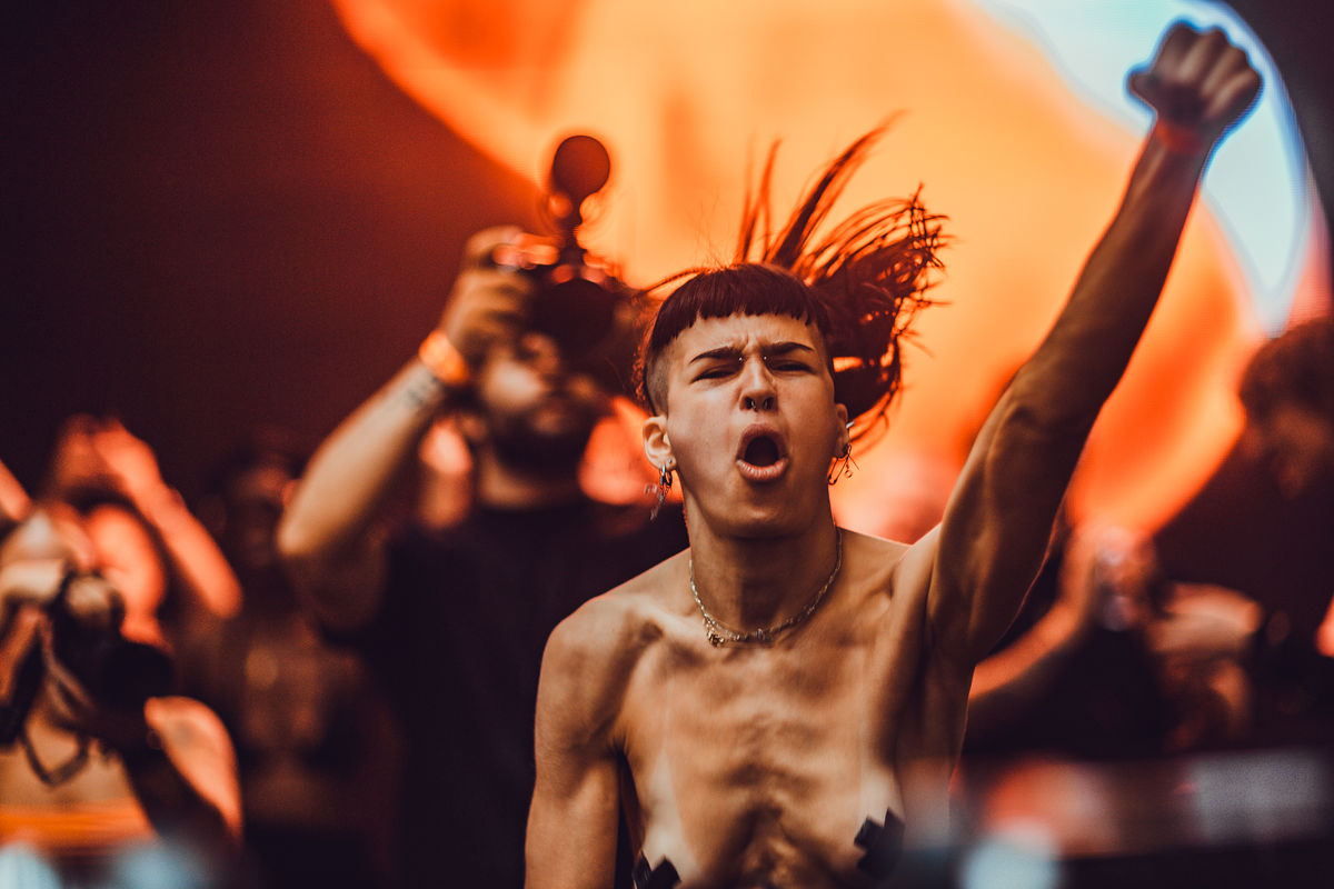 Loading... just a sec